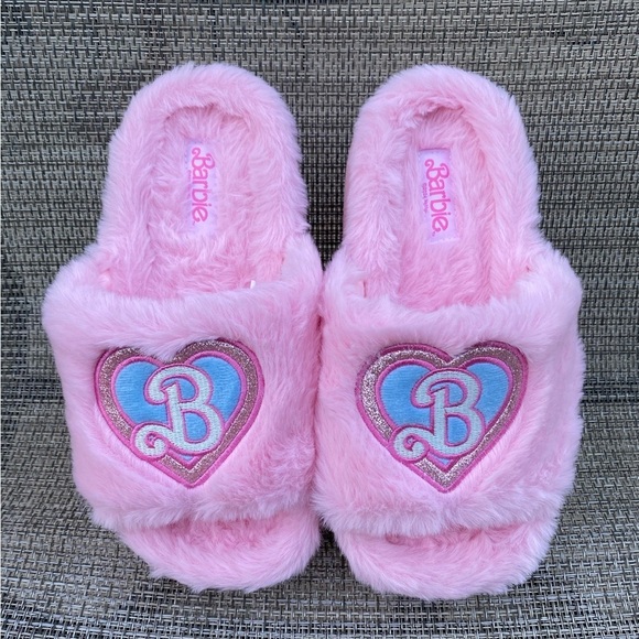 Barbie Shoes - NWOT Barbie Pink Faux Fur Logo Super Push Comfy Women's Slippers Sz Small (5-6)
